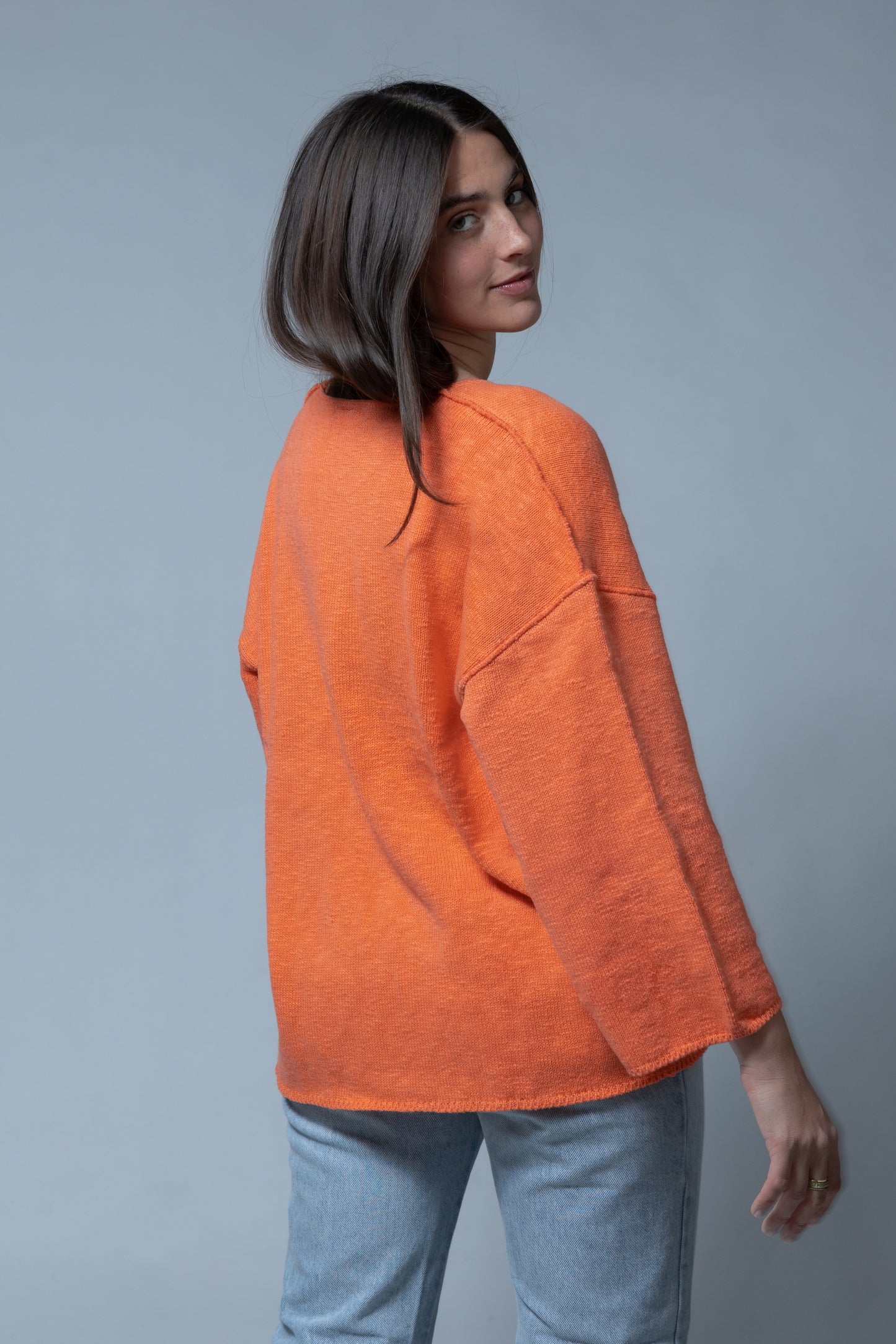 STYLE #: 2070