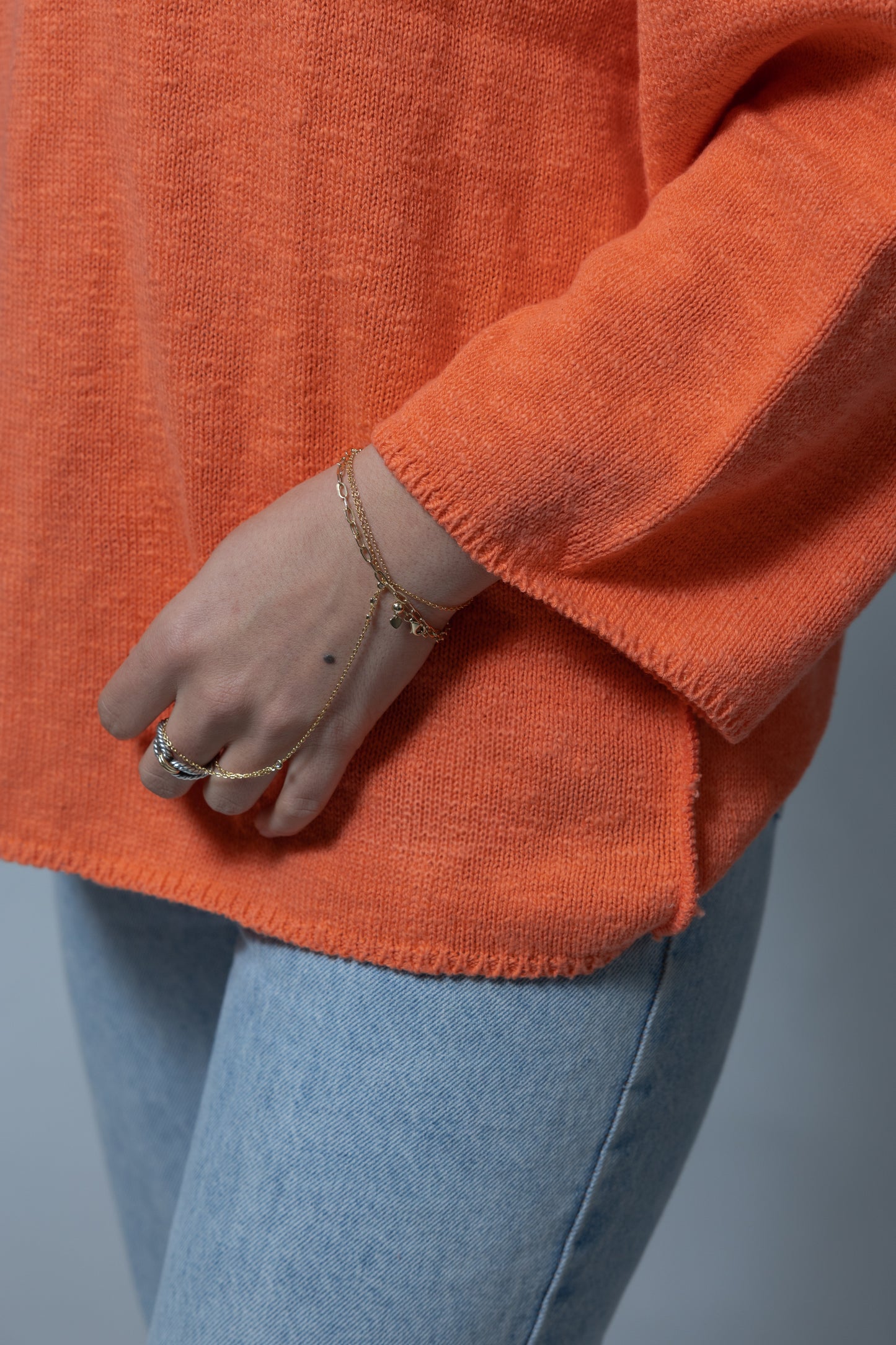 STYLE #: 2070